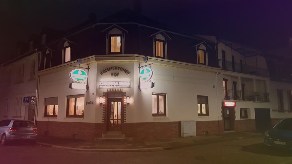 Kansakar Hotel Kaiserslautern Esterno foto